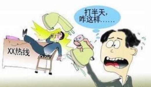 自來(lái)水部門(mén)搶修挖出深坑，三天沒(méi)填埋，問(wèn)題究竟出在哪？
